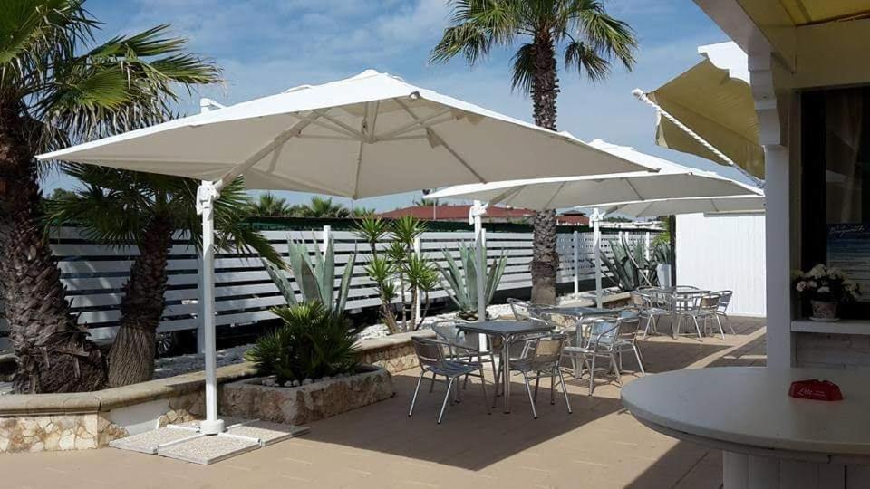 Baywatch Hotel Margherita Di Savoia Exterior photo